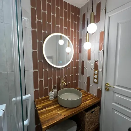 Apartman Hyper Centre De Caen, Refait A Neuf, Cosy